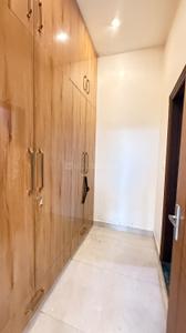 Bedroom Image of 2500 Sq.ft 3 BHK Builder Floor for rent in Sector 44 Noida for Rs. 75000