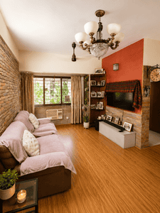 Living Room Image of 800 Sq.ft 2 BHK Apartment / Flat for sale in Andheri West Mumbai for Rs. 21000000