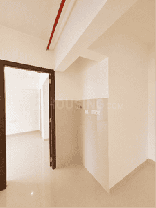 Image of 650 Sq.ft 2 BHK Apartment / Flat for sale in Andheri West, Mumbai for Rs. 21000000