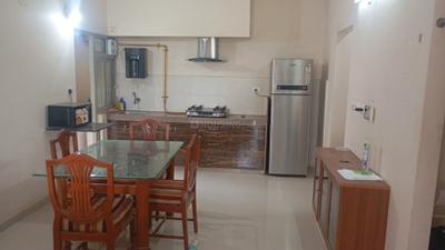 Kitchen Image of 1350 Sq.ft 2.5 BHK Apartment / Flat for rent in Adani The Meadows, Shantigram Ahmedabad for Rs. 36000