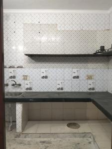 Kitchen Image of 1440 Sq.ft 3 BHK Builder Floor for rent in Mukherjee Nagar New Delhi for Rs. 50000