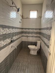 Bathroom Image of 1474 Sq.ft 3 BHK Apartment / Flat for sale in Housing Board Colony Anantapur for Rs. 6200000