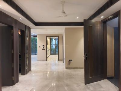 Dining Area Image of 2400 Sq.ft 4 BHK Builder Floor for sale in Sector 43 Gurgaon for Rs. 48100000