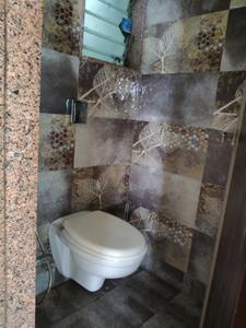 Common Bathroom Image of 609 Sq.ft 1 BHK Apartment / Flat for sale in Emerald Prime, Taloja Navi Mumbai for Rs. 4500000