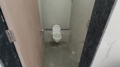Bathroom Image of 802 Sq.ft 1 BHK Apartment / Flat for rent in Sai Capital Nexus, Pankaj Nagar Surat for Rs. 14000