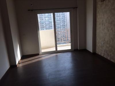 Bedroom Image of 2450 Sq.ft 4 BHK Apartment / Flat for sale in Mahagun Moderne, Sector 78 Noida for Rs. 36000000