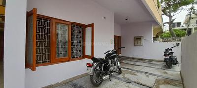 Image of 650 Sq.ft 1 BHK Builder Floor for rent in Nehru Nagar, Ghaziabad for Rs. 12000