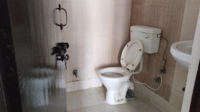 Image of 988 Sq.ft 2 BHK Apartment / Flat for sale in Cosmos Golden Heights, Crossings Republik, Ghaziabad for Rs. 7800000