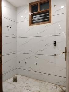 Common Bathroom Image of 1500 Sq.ft 3 BHK Builder Floor for sale in Rajendra Nagar Ghaziabad for Rs. 9500000
