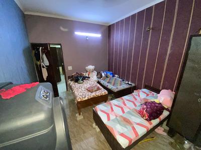 Bedroom Image of ms sain  in Peer Muchalla, Zirakpur