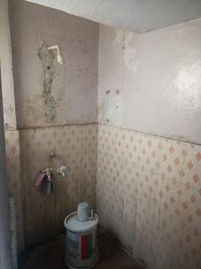 Bathroom Image of 460 Sq.ft 1 BHK Apartment / Flat for rent in Karad Satara for Rs. 4800