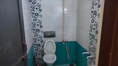 Bathroom Image of 850 Sq.ft 1 RK Builder Floor for rent in Besant Nagar Chennai for Rs. 21000
