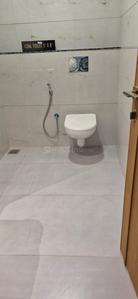 Bathroom Image of 2000 Sq.ft 4 BHK Apartment / Flat for sale in Bhayli Vadodara for Rs. 8450000