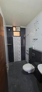 Bathroom Image of 1465 Sq.ft 3 BHK Builder Floor for rent in Sector 17 Faridabad for Rs. 28000