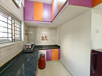Kitchen Image of 950 Sq.ft 2 BHK Builder Floor for rent in Harlur Bengaluru for Rs. 26000
