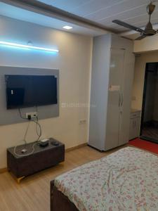 Bedroom Image of 400 Sq.ft 1 RK Builder Floor for rent in DLF Capital Greens, Karampura New Delhi for Rs. 23000