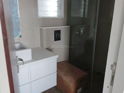 Bathroom Image of 1100 Sq.ft 3 BHK Apartment / Flat for rent in Rosa Manhattan, Hiranandani Estate Thane for Rs. 63000