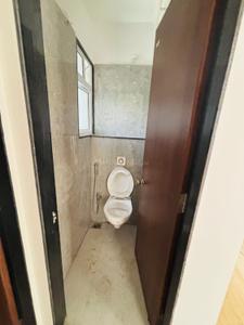 Bathroom Image of 607 Sq.ft 1 BHK Apartment / Flat for rent in VTP Leonara H Building, Mahalunge Pune for Rs. 22000