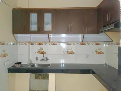 Kitchen Image of 1300 Sq.ft 3 BHK Builder Floor for rent in Rohini Extension New Delhi for Rs. 15000