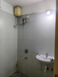 Common Bathroom Image of 774 Sq.ft 1.5 BHK Apartment / Flat for sale in Lodha Casa Rio Gold, Palava Phase 1 Thane for Rs. 4000000