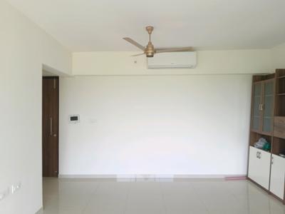 Living Room Image of 900 Sq.ft 2 BHK Apartment / Flat for rent in Lodha Splendora Riverview, Kasarvadavali Thane for Rs. 31000
