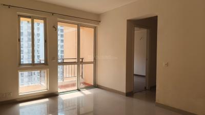 Living Room Image of 750 Sq.ft 2 BHK Apartment / Flat for rent in Jaypee Kosmos, Sector 134 Noida for Rs. 24000