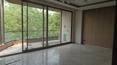 Living Room Image of 2500 Sq.ft 3 BHK Builder Floor for sale in Safdarjung Enclave New Delhi for Rs. 72500000
