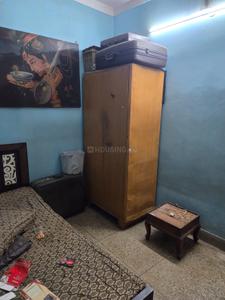 Bedroom Image of 650 Sq.ft 1 BHK Builder Floor for rent in Tilak Nagar New Delhi for Rs. 15000
