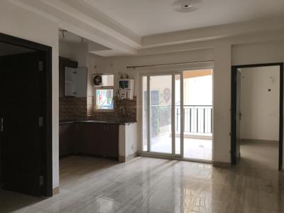 Living Room Image of 1100 Sq.ft 2.5 BHK Apartment / Flat for rent in Amrapali Verona Heights, Noida Extension Greater Noida for Rs. 20000