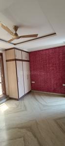 Bedroom Image of 950 Sq.ft 3 BHK Builder Floor for sale in Laxmi Nagar New Delhi for Rs. 10500000