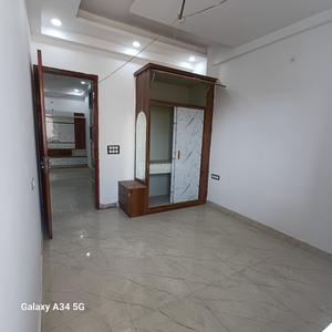 Bedroom Image of 1350 Sq.ft 3 BHK Builder Floor for sale in Avenue 1, Sector 73 Noida for Rs. 5500000