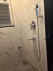 Bathroom Image of 600 Sq.ft 1 BHK Apartment / Flat for rent in Koregaon Park Pune for Rs. 37000