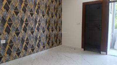 Bedroom Image of 1200 Sq.ft 3 BHK Apartment / Flat for sale in Shalimar Garden Ghaziabad for Rs. 8500000