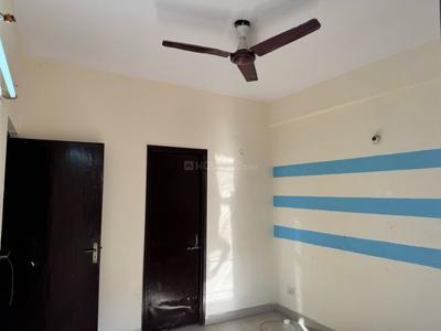 Bedroom Image of 1000 Sq.ft 2 BHK Apartment / Flat for sale in Supertech Livingston, Crossings Republik Ghaziabad for Rs. 6900000