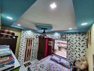 Bedroom Image of 650 Sq.ft 2 BHK Builder Floor for sale in Paschim Barisha Kolkata for Rs. 3600000
