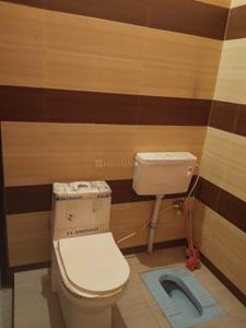 Bathroom Image of 1880 Sq.ft 2 BHK Independent House for rent in Nehru Colony Rohtak for Rs. 10000