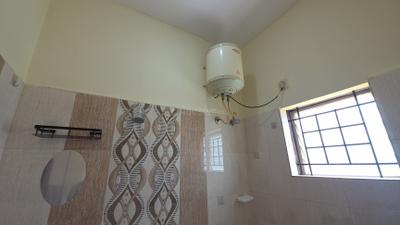Bathroom Image of 850 Sq.ft 1 BHK Apartment / Flat for rent in JP Nagar Bengaluru for Rs. 17500