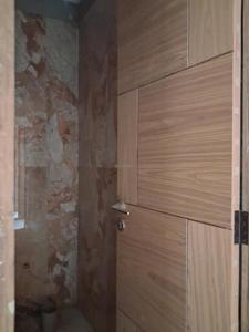 Common Bathroom Image of 1300 Sq.ft 3 BHK Apartment / Flat for sale in Avenue 1, Sector 73 Noida for Rs. 5000000
