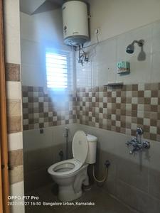 Bathroom Image of 3000 Sq.ft 2 BHK Apartment / Flat for rent in Royal Apartment, JP Nagar Bengaluru for Rs. 28900