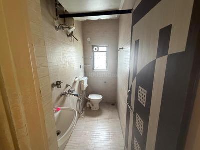 Bathroom Image of 1050 Sq.ft 2 BHK Apartment / Flat for rent in Lulla Nagar Pune for Rs. 28000