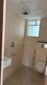 Bathroom Image of 1200 Sq.ft 3 BHK Apartment / Flat for rent in DRA Trinity, Thoraipakkam Chennai for Rs. 58000
