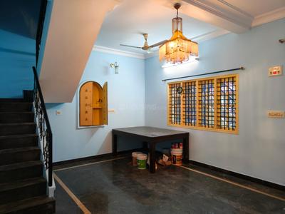Bedroom Image of 1200 Sq.ft 3 BHK Independent House for rent in Kasturi Nagar Bengaluru for Rs. 30000