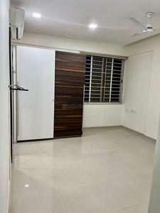 Bedroom Image of 3200 Sq.ft 4 BHK Apartment / Flat for rent in Sunpharma Road Vadodara for Rs. 30000