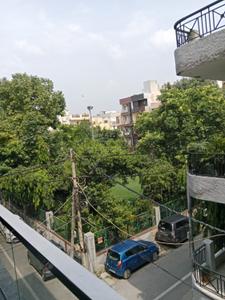 Balcony Image of 900 Sq.ft 3 BHK Builder Floor for rent in Janakpuri New Delhi for Rs. 33000