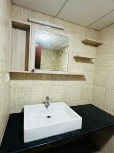 Kitchen Image of 1150 Sq.ft 2 BHK Apartment / Flat for rent in Budigere Cross Bengaluru for Rs. 39000