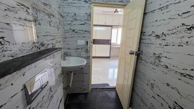 Bathroom Image of 1400 Sq.ft 3 BHK Apartment / Flat for rent in Kaggadasapura Bengaluru for Rs. 45000