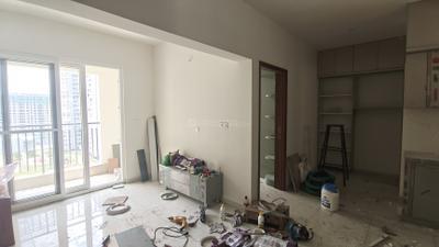 Living Room Image of 660 Sq.ft 1 BHK Apartment / Flat for rent in Godrej Park Retreat Phase 2, Chikkakannalli Bengaluru for Rs. 40000