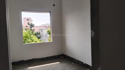 Bedroom Image of 990 Sq.ft 2 BHK Apartment / Flat for sale in Sholinganallur Chennai for Rs. 9600000