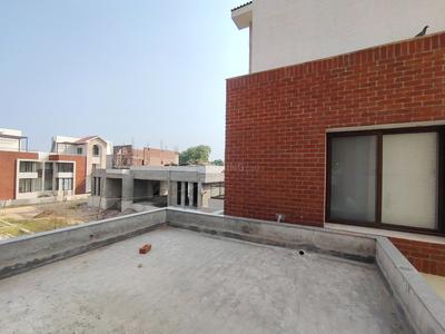 Balcony Image of 5100 Sq.ft 4 BHK Villa for sale in Nilamber Nirant, Bhayli Vadodara for Rs. 33000000