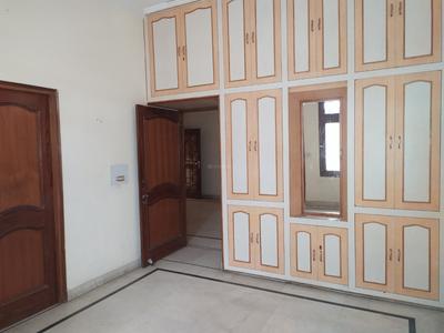 Bedroom Image of 2200 Sq.ft 3 BHK Builder Floor for rent in Sector 14 Hisar for Rs. 18500